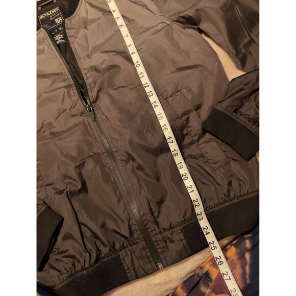 Jack and jones clothing company size medium, rain jacket bomber - Picture 5 of 6